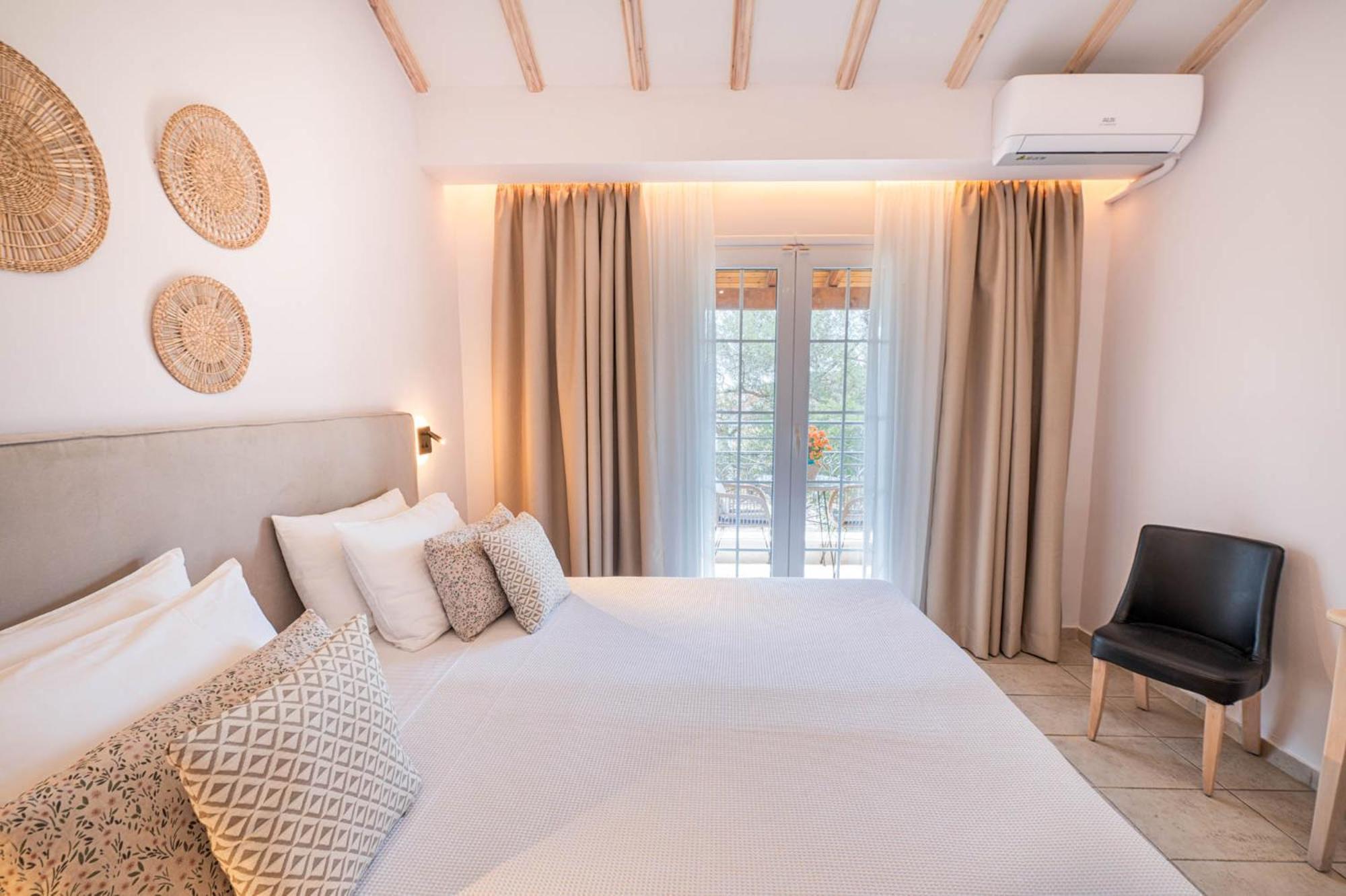 Korina Apart Hotel Kávos Екстериор снимка