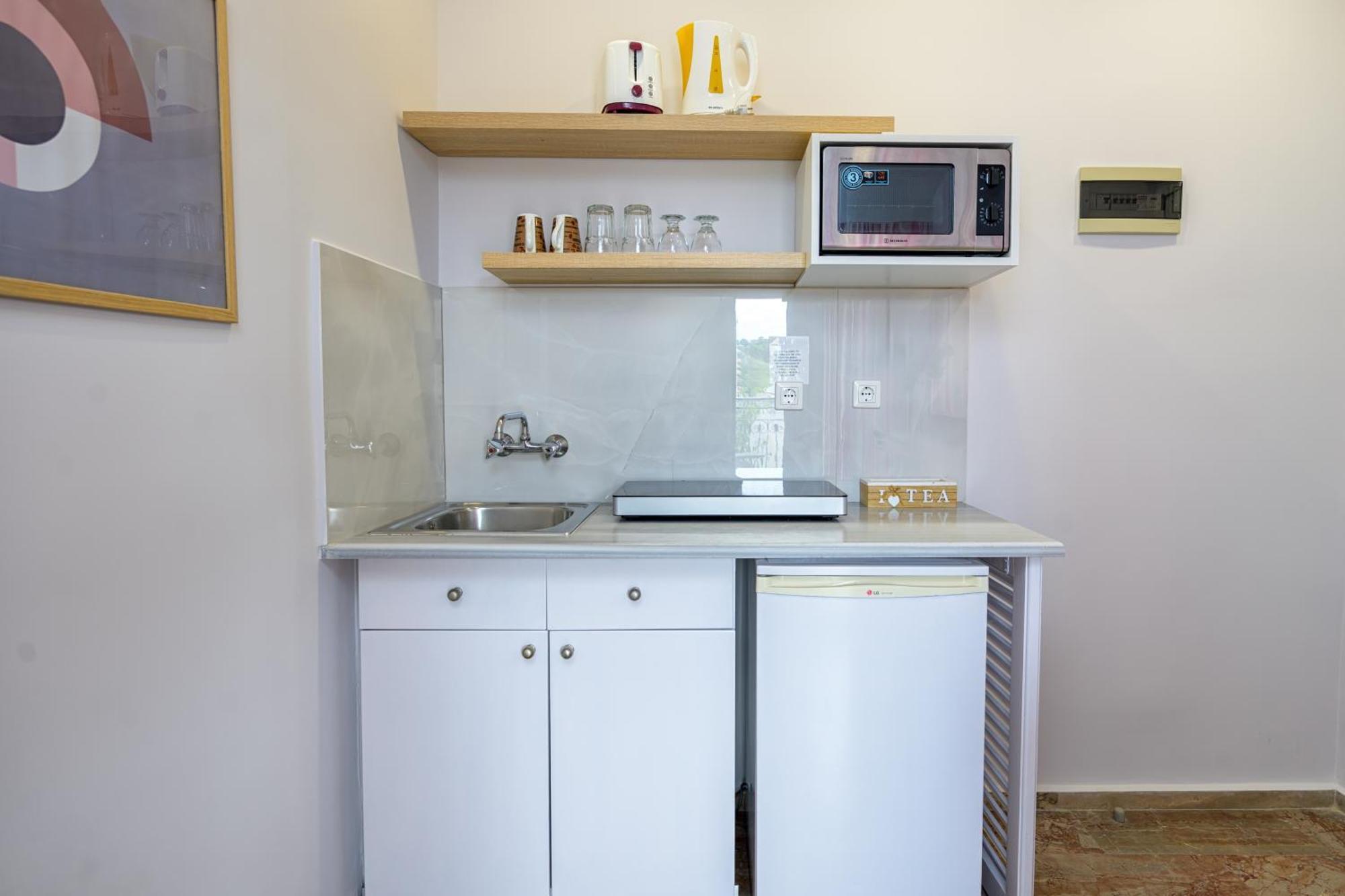 Korina Apart Hotel Kávos Екстериор снимка